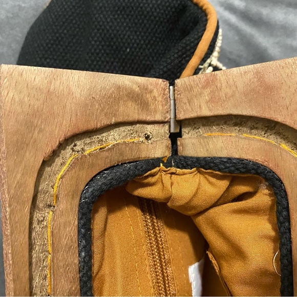 NWT Paisley Beaded Embroidered Wooden Frame Clutch - Picture 4 of 10